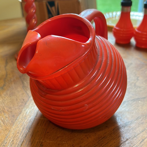 Anchor hocking vintage bright orange pitcher tilted. - Picture 2 of 3